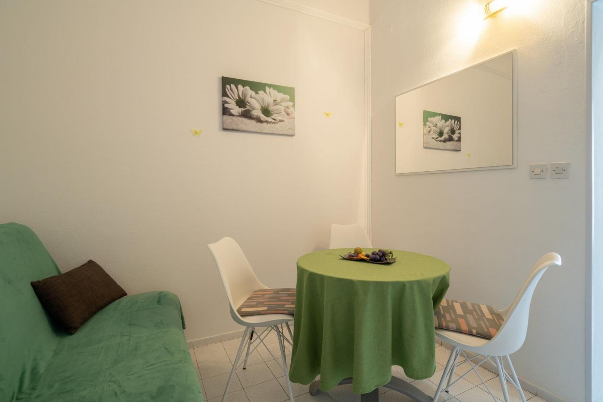 Laidback Apartments オレビック 部屋 写真